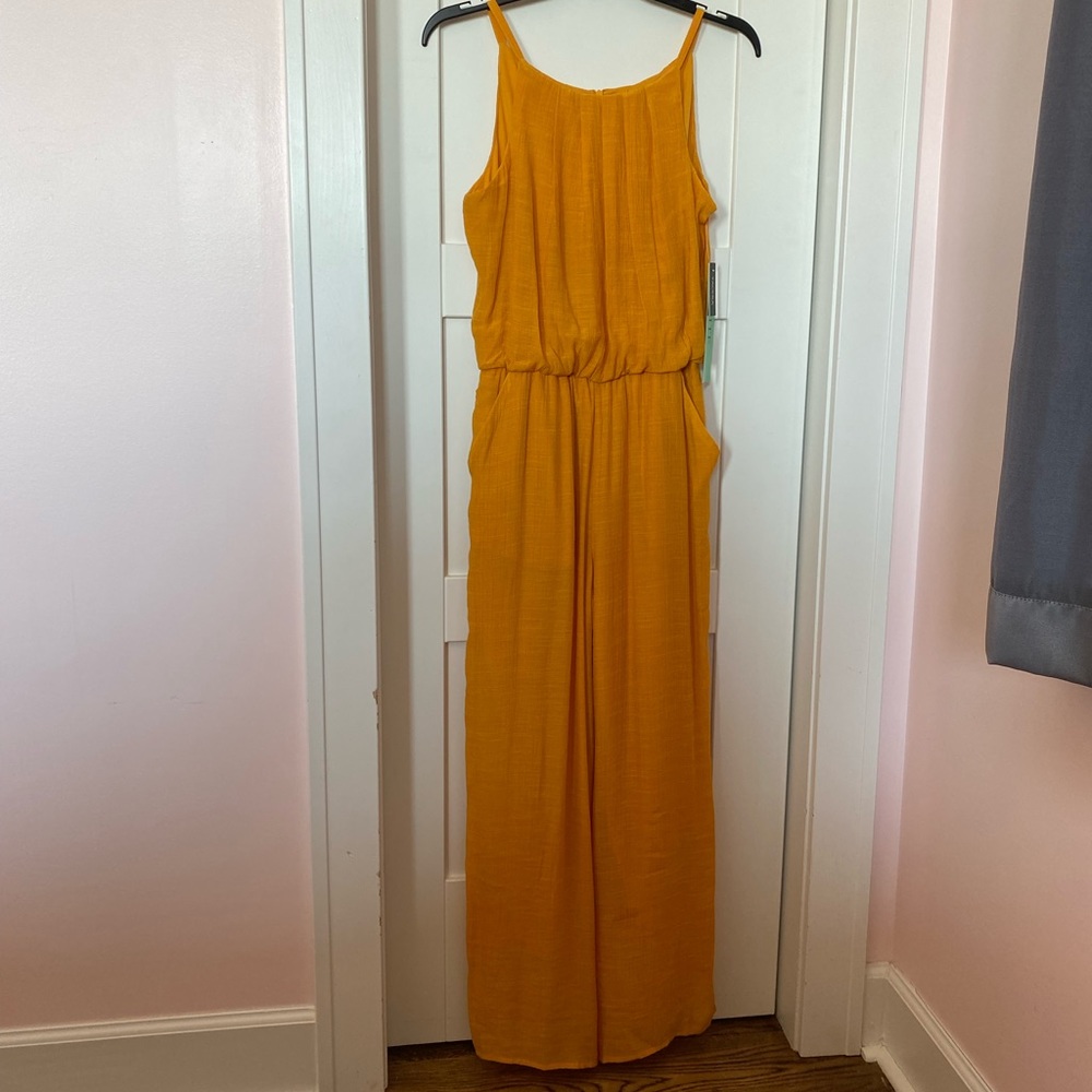 Jumpsuit! Brand:Tacera Size:Small Style# - 8373PAP